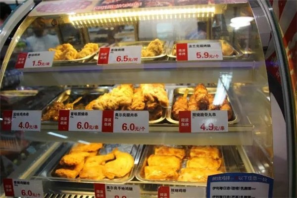 中百罗森5天开8家新店 鲜食商品是亮点