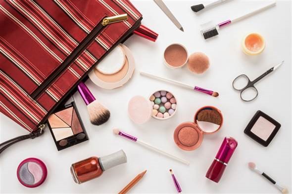 7月份化妆品零售总额为184亿 增长12.7％