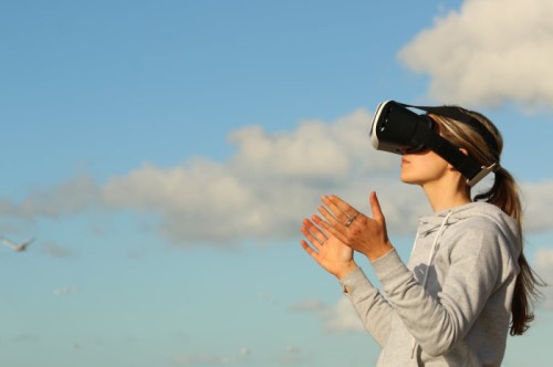 亚马逊进军VR/AR市场：推软件开发工具