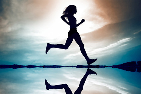 阿迪：美国市场市占率提升到10%-15%