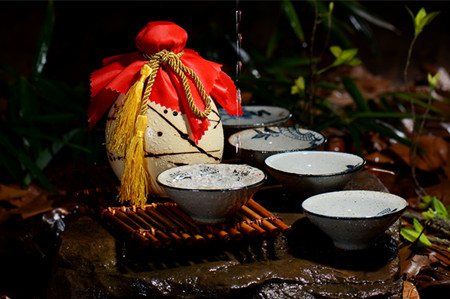 成立8年终于盈利 酒类电商下半场将怎么走？