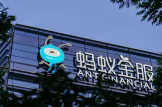 马云发公开信：彭蕾卸任蚂蚁金服董事长