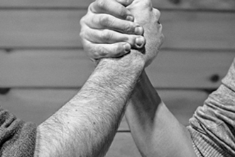 苏宁VS国美：没落的国美 进击的苏宁