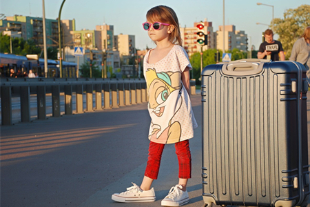 咪蒙也玩小程序电商 主打跨境品类