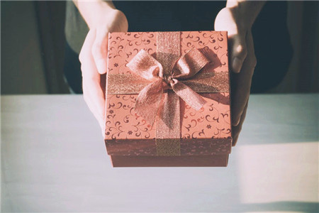 连接无人车无人机 菜鸟快递塔首次亮相