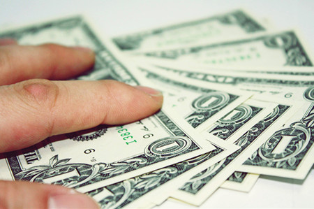 中兴与美政府已签初步协议 罚款17亿美元