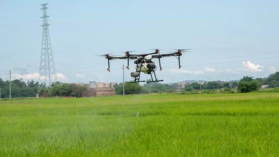 大疆农业无人机植保面积超1亿亩