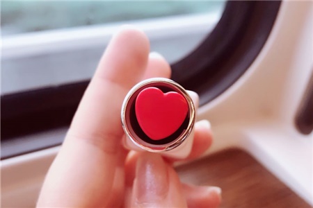 升为一级部门 大众到高端 京东美妆如何布局