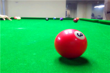 京东红豆首个服饰类无界零售店落地无锡