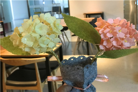 爱马仕的每一步 都在离网上卖铂金包更近