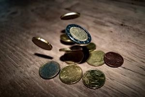传腾讯加入安踏财团 收购始祖鸟母公司有望