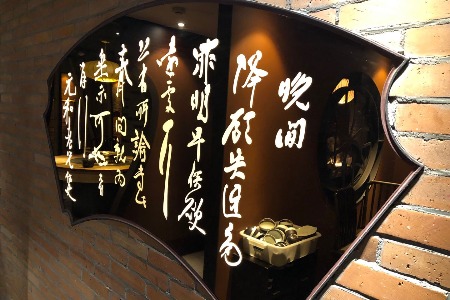 零售巨头们的头号问题：站阿里还是腾讯？
