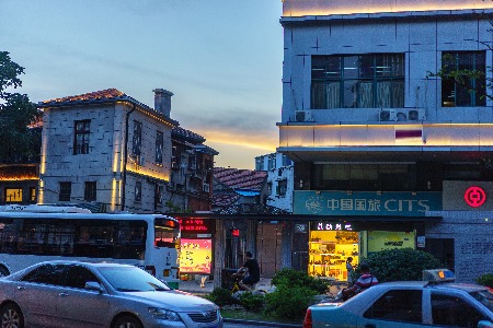 2019中国互联网二手车拍卖平台研究报告