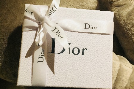 奢侈品电商困局：下一个倒下的是谁