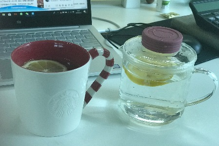 独立的小鹿茶凭什么占领下沉市场？