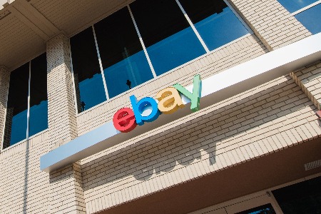 纽交所母公司拟300亿美元收购eBay