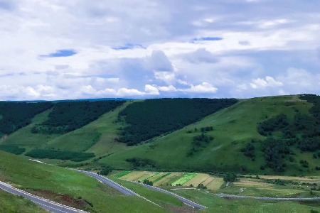 疫情里的配送员：“路上都是同行 隔着口罩也能认出来”