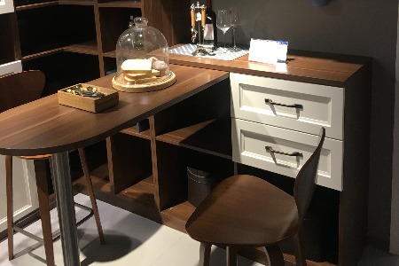 英国老牌时尚家居零售商 Laura Ashley 将启动破产流程