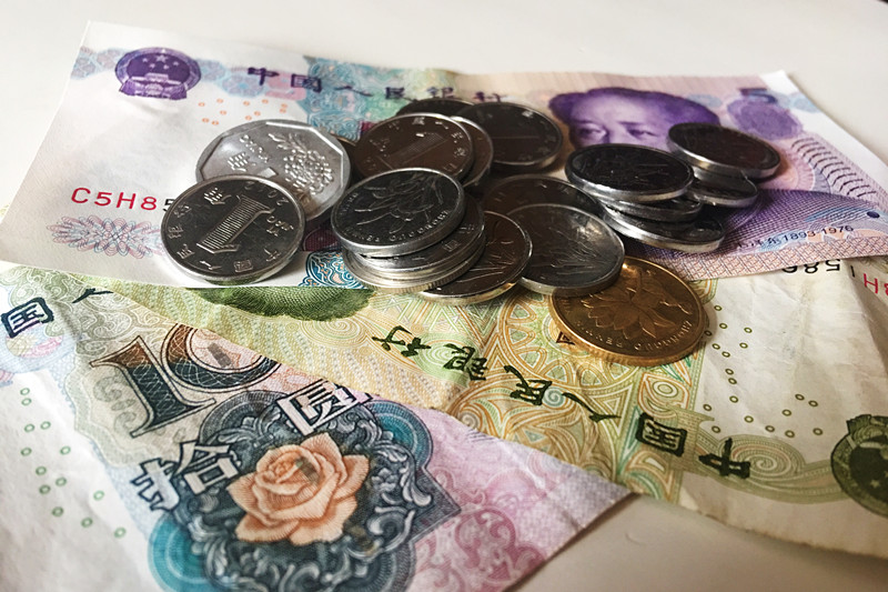 熊客获珀莱雅战略投资 瞄准“人货场”闭环