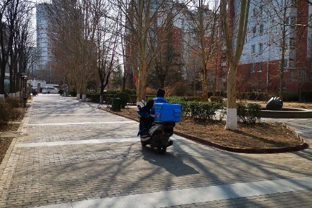 合力超市乌当店：突破传统模式 做好“到家服务”