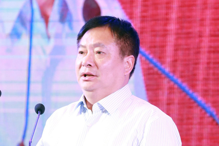 许和平：发布《监利龙虾生产质量规范标准》
