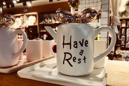 金禾实业半年报业绩预告符合预期 C端产品表现持续走高