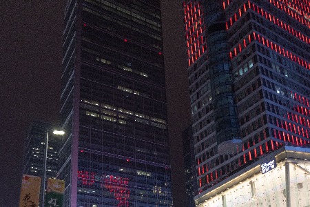 负债降3000亿元 稳健成为恒大的代名词