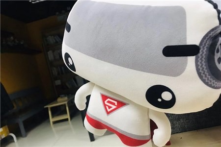 上市折戟荣光不在 “AI”怎么了？