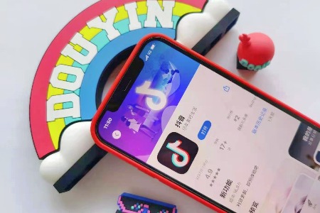 市值爆跌万亿优势仍在扩大 打败美团的为什么一定是抖音