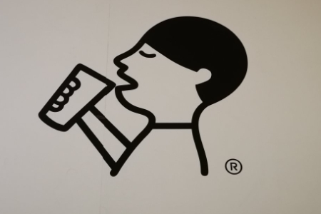 喜茶 奈雪们疯狂跨界：茶咖酒的保卫争夺战