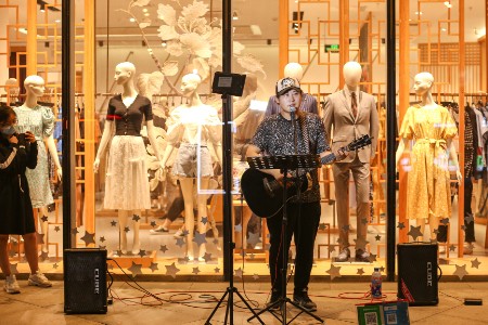 Urban Outfitters撤离中国市场 天猫旗舰店发布闭店公告