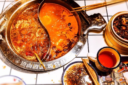 最早投进墨茉的80后 一战赚了500倍