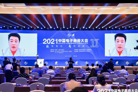 奥运射击冠军庞伟：搭建射击综合服务平台 展现射击魅力