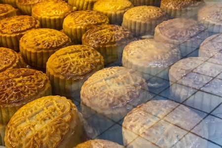 200亿月饼市场花样百出 月饼之战再次打响