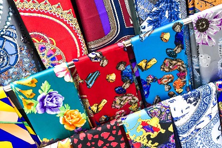 怪现象：创业3年 不如网红1个月赚得多