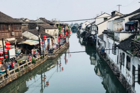 一个镇统治一种产业 中国超级小镇造富30年