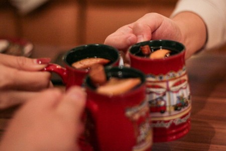 百联挚高高洪庆：如何从三个方向辨明新消费创业机会