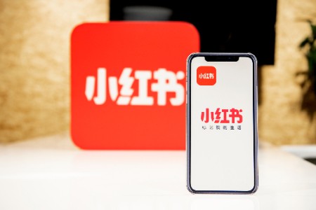 零售晚报：探究小红书封禁虚假营销品牌背后：打中灰黑产“七寸”