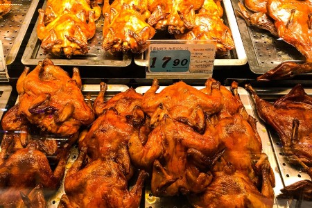 从解馋 佐餐到正餐 卤味赛道陷入“场景战”