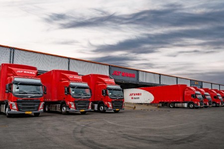 极兔进军拉美 血战快递江湖 神秘老板现身