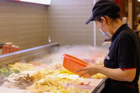 外卖正热 但纯外卖店没有未来