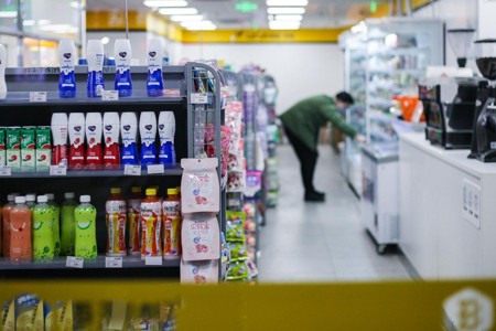 疫情下的北京夫妻老婆店