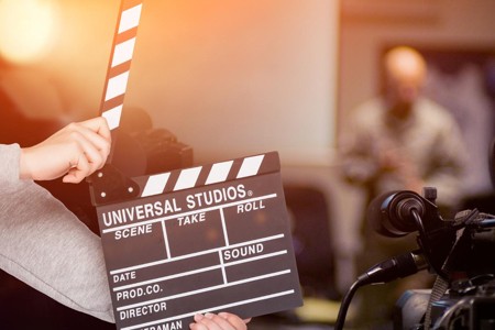 从爆红到长红 千万粉头部账号靠什么“续命”？