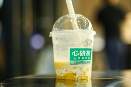 喜茶们跌倒 供应商吃饱