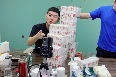 月均GMV超500万 快手“小叶子”打开纸品销售新格局