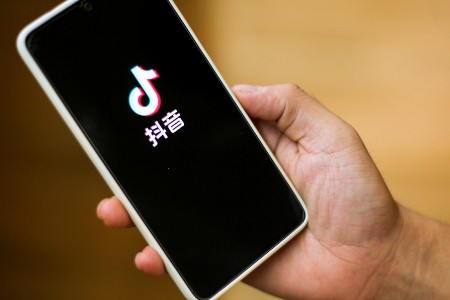 抖音换帅！李诞淘宝一夜狂赚3200万丨一周电商大事
