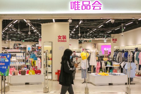 2022美妆热搜榜：防晒关注度超预期 功能性护肤热潮持续