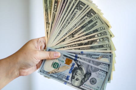 这30多家公司D轮后卖出：有的很快关停 有的成盈利支柱