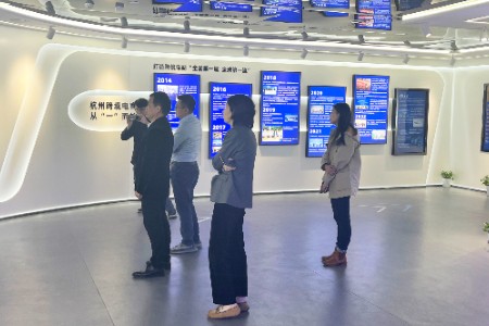 苏州高新区综保区来访杭州全球跨境电商知识服务中心