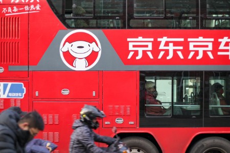 京东2022年女性消费报告：深度悦己绽放自我价值